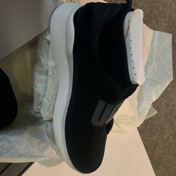 Ugg sneaker boots - Picture 5 of 7